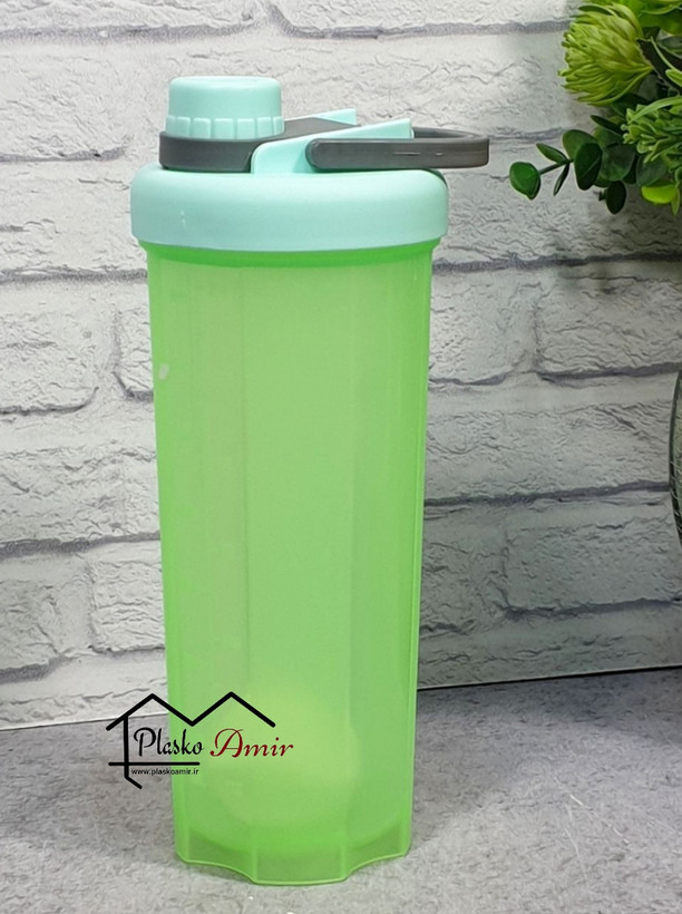 قمقمه شیکر مدل ساده همزن دار مانیسام