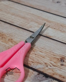 قیچی ابرو دسته صورتی